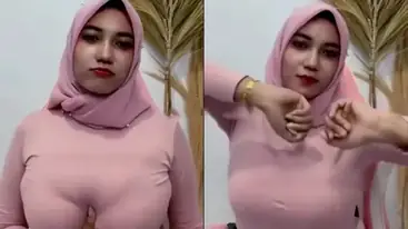 Bokep Indo Ukhti Jilboobs Live Show Viral poster