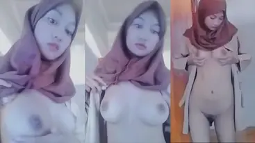 Bokep Jilbab Pramuka Kirim Foto Dada Ke Ayang 2026 poster