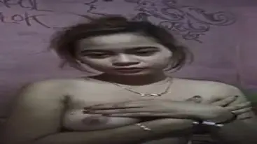 Cewek Seksi Live Bigo Pamer Dada Tobrut poster