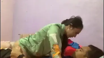 Dokumentasi 2 Gadis Semok Cantik Live Kasur poster