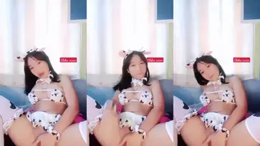 Dokumentasi Elsha Cosplay Cantik Live Kasur poster