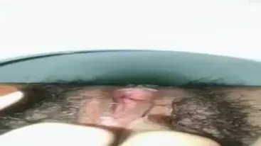 Dokumentasi Gadis Cantik Live Bersantai Kasur poster