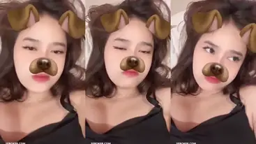 Dokumentasi Lydya Cantik Live Bersantai Kasur poster