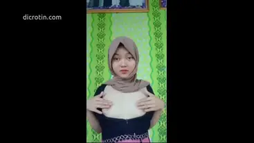Dokumentasi Ukhti Hijab Mulus Cantik Kasur poster