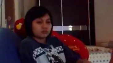 Gadis Ratih Isap Batang Pria Sampai Crot Muncrat poster