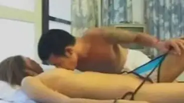 Gadis Sekretaris Cantik Pasrah Goyang Kasur Hotel poster